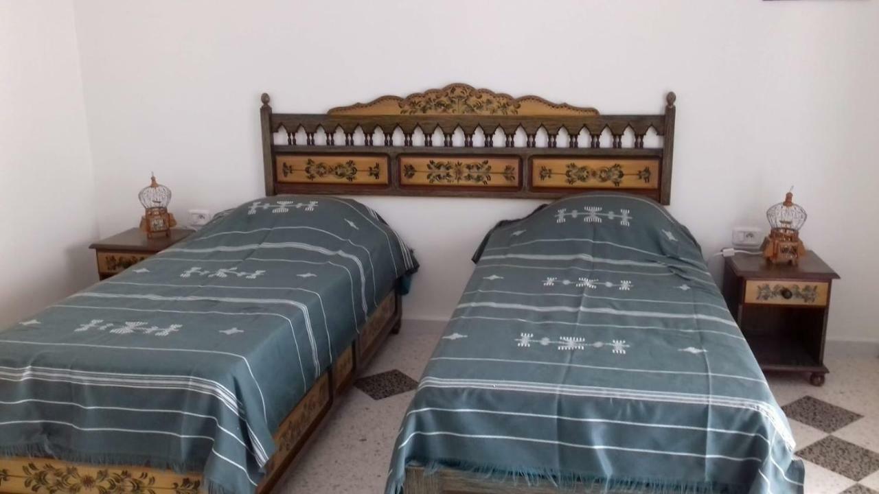 Dar Mamina Bed and Breakfast Sidi ash Shammakh Eksteriør billede