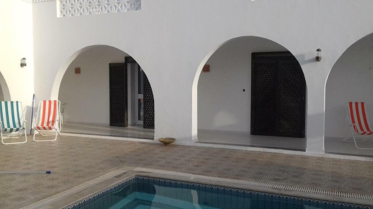 Dar Mamina Bed and Breakfast Sidi ash Shammakh Eksteriør billede