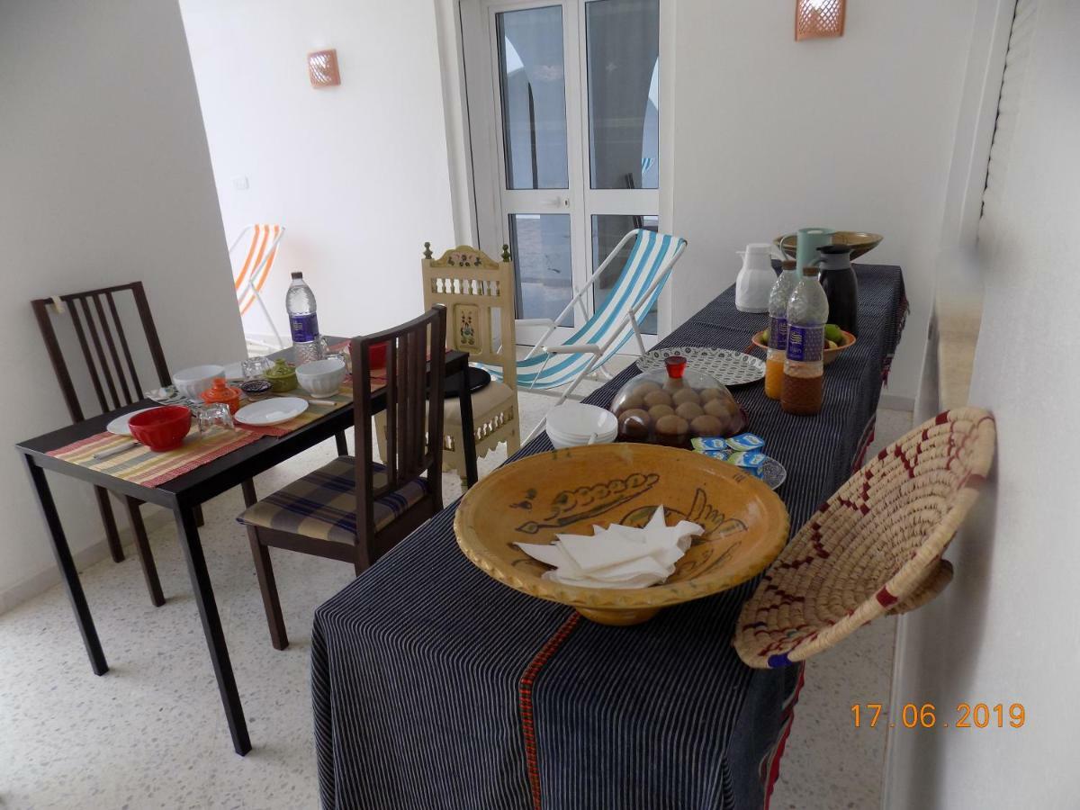 Dar Mamina Bed and Breakfast Sidi ash Shammakh Eksteriør billede