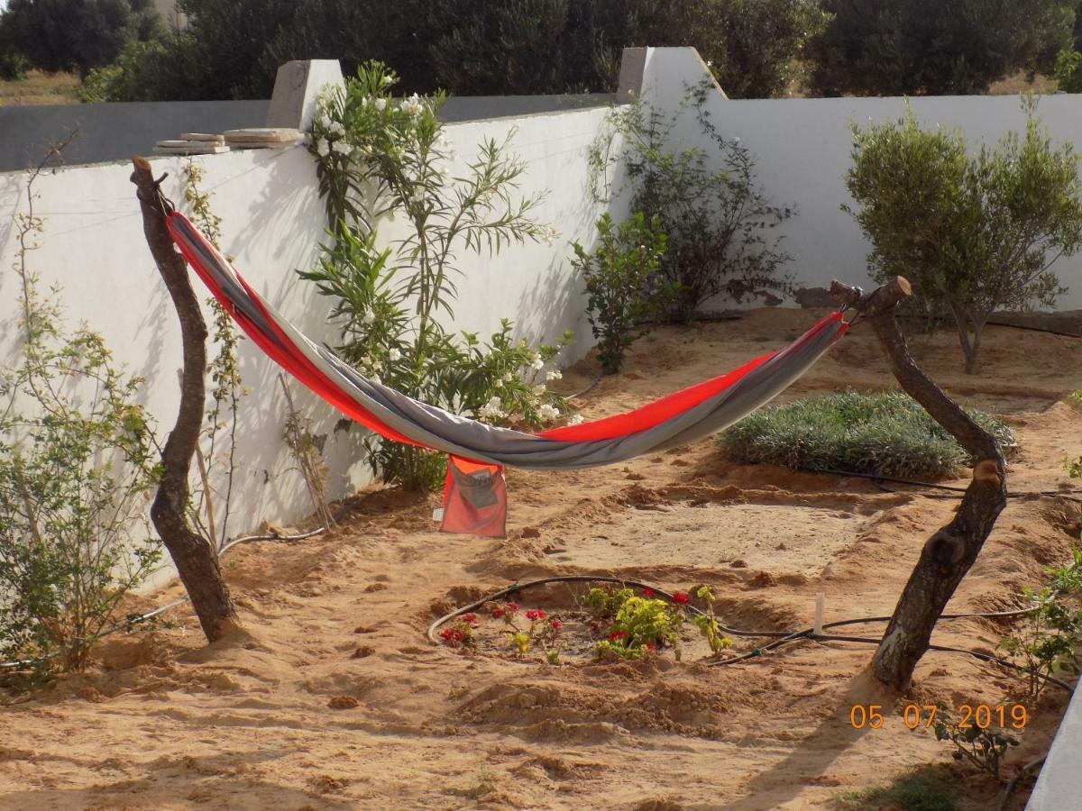 Dar Mamina Bed and Breakfast Sidi ash Shammakh Eksteriør billede